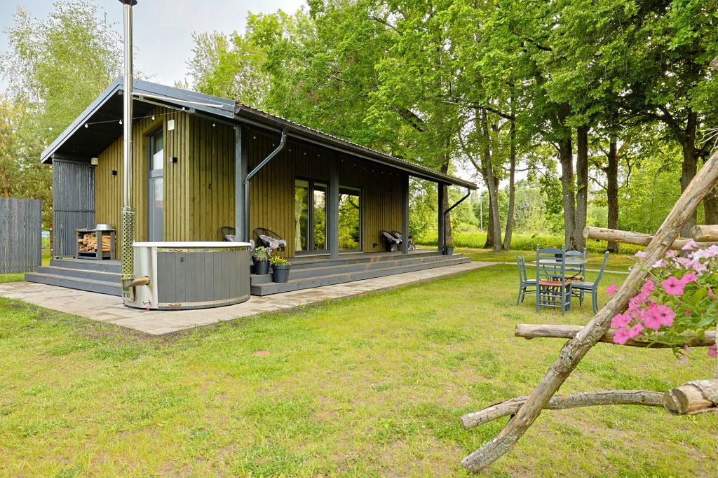 Holiday home, recreation area by the lake